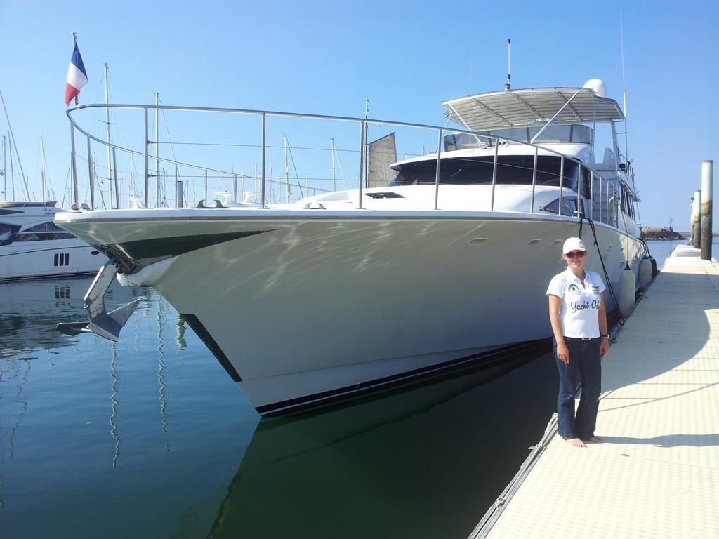 Yacht *